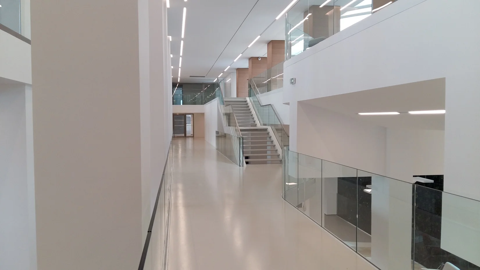 Cintré — Garde-corps cintré couloir