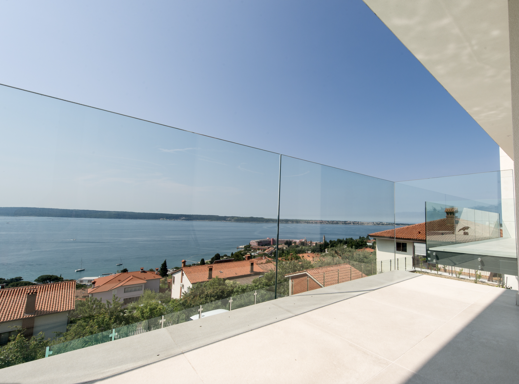 Garde-corps en verre extra-clair Panorail